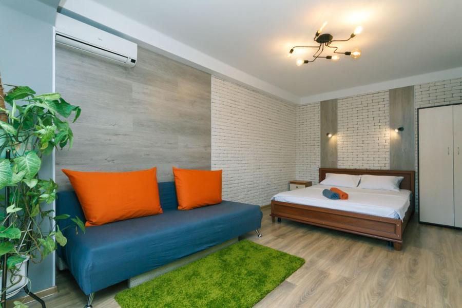 Apartment Near Dream Town Київ Екстер'єр фото