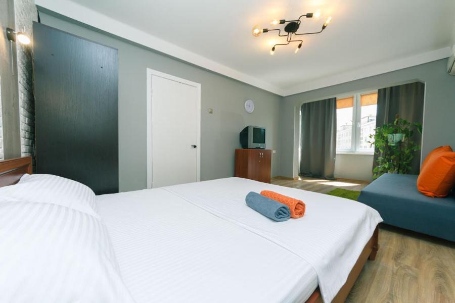 Apartment Near Dream Town Київ Екстер'єр фото
